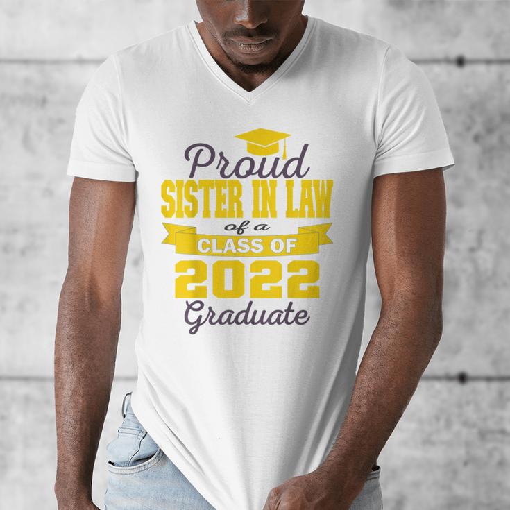 Proud Sister In Law Of 2022 Graduate Class 2022 Graduation Men's V-Neck T-Shirt