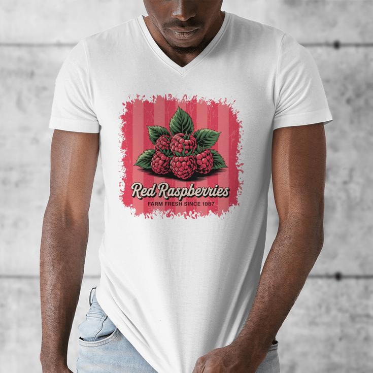 Red Raspberries Farm Fresh Since 1987 Nostalgia Men's V-Neck T-Shirt Red Raspberries Farm Fresh Since 1987 Nostalgia Men's V-Neck T-Shirt