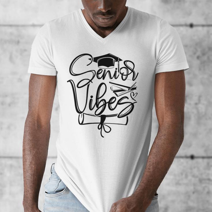 That Says Senior Vibes Graduation Diploma School Spirit Men's V-Neck T-Shirt