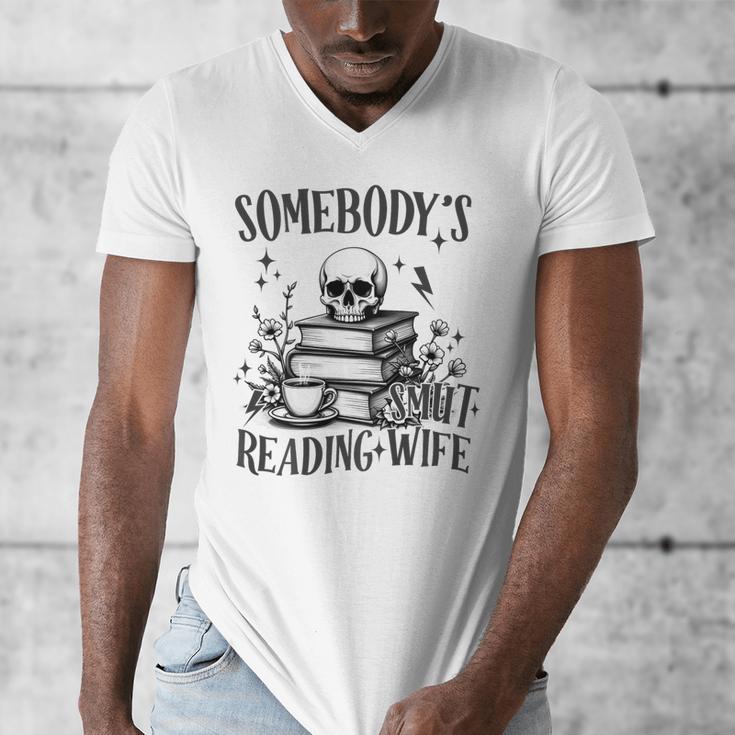 Somebody's Smut Reading Wife Smutty Book Lovers Men's V-Neck T-Shirt Somebody's Smut Reading Wife Smutty Book Lovers Men's V-Neck T-Shirt