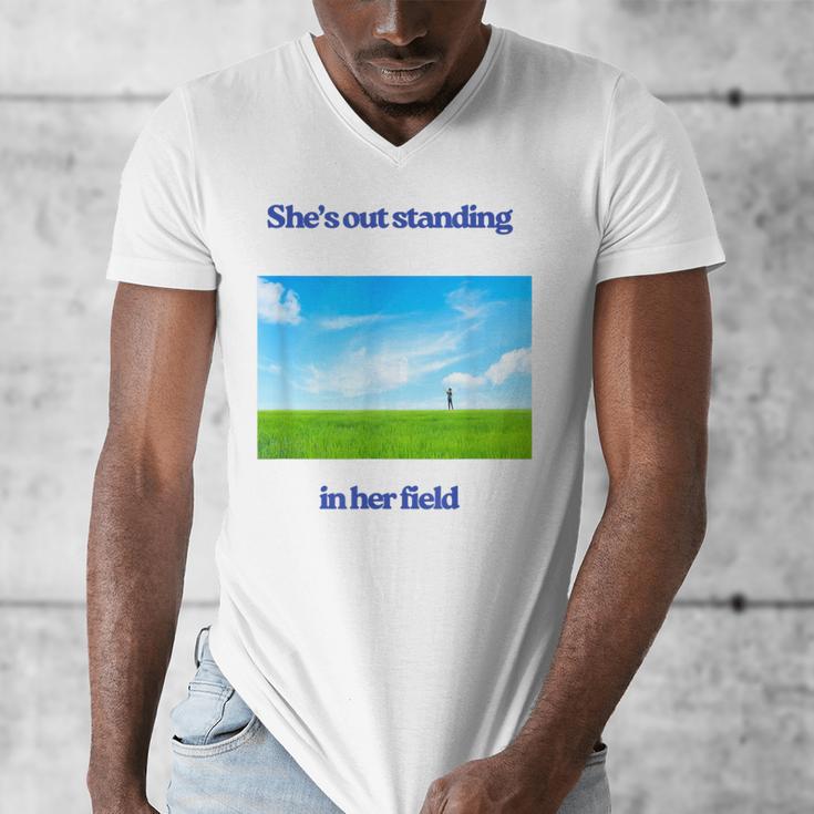 Out Standing In Her Field Graduation Tee Men's V-Neck T-Shirt