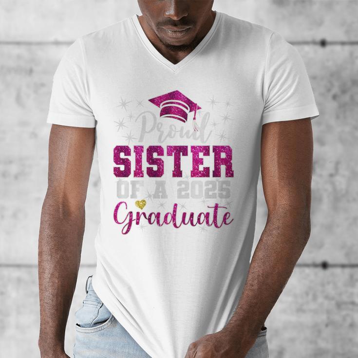 Super Proud Sister Of 2025 Graduate Senior Graduation Family Premium Tri-Blend Men's V-Neck T-Shirt