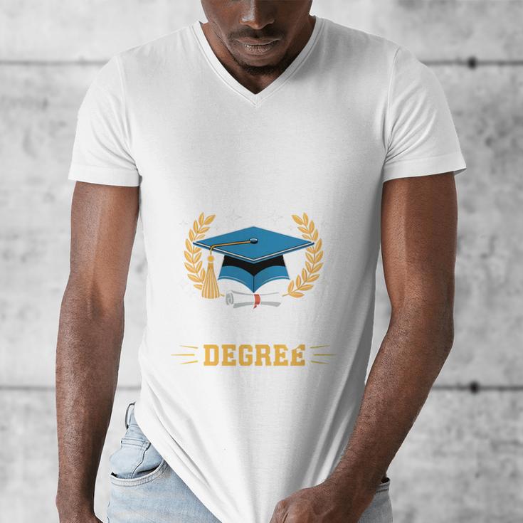 I Survived My Dad's History Degree Graduation Men's V-Neck T-Shirt