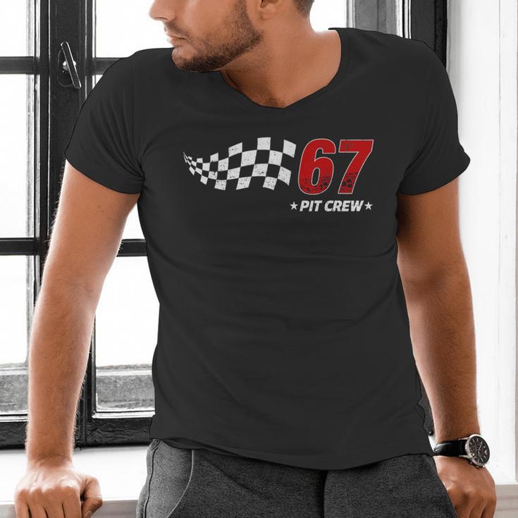 67 Pit Crew Six Seven Racing Birthday Race Car For Dad Mom Men's V-Neck T-Shirt