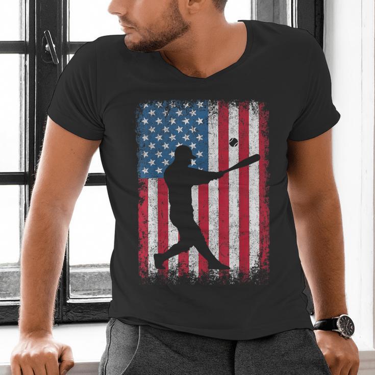 American Flag Vintage Baseball Flag Dad Mom Tee T-Shirt Men's V-Neck T-Shirt