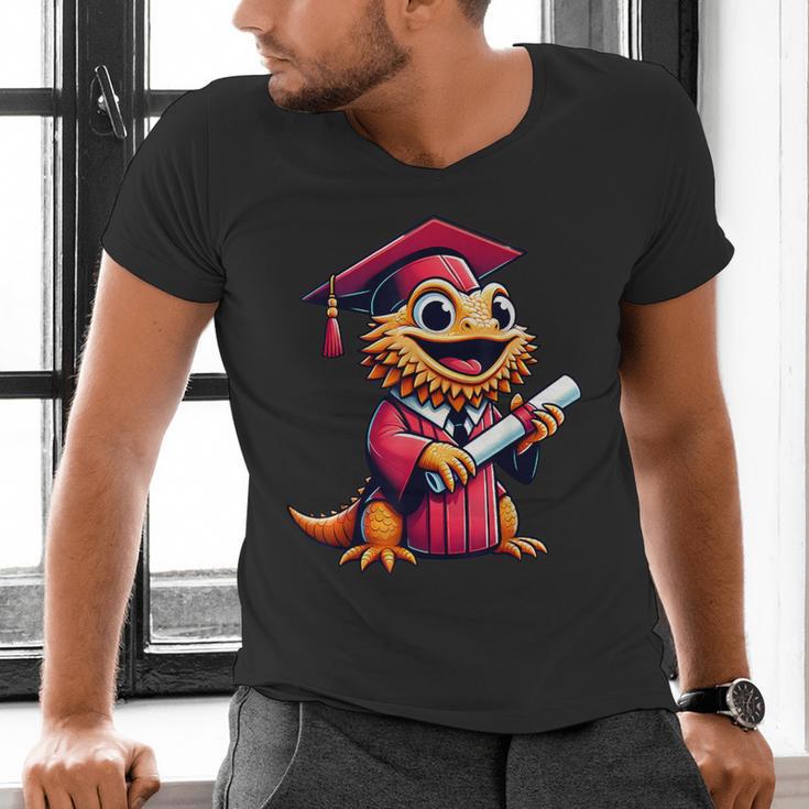 Bearded Dragon Graduation Kindergarten Elementary Girl Boy Men's V-Neck T-Shirt