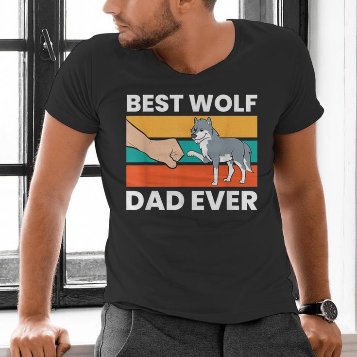 Best Wolf Dad Ever Men's V-Neck T-Shirt