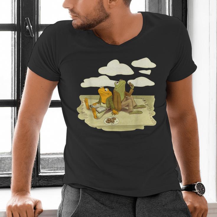 Book Frog Toad Vintage Book Frog Book Frog Reading Book Men's V-Neck T-Shirt Book Frog Toad Vintage Book Frog Book Frog Reading Book Men's V-Neck T-Shirt