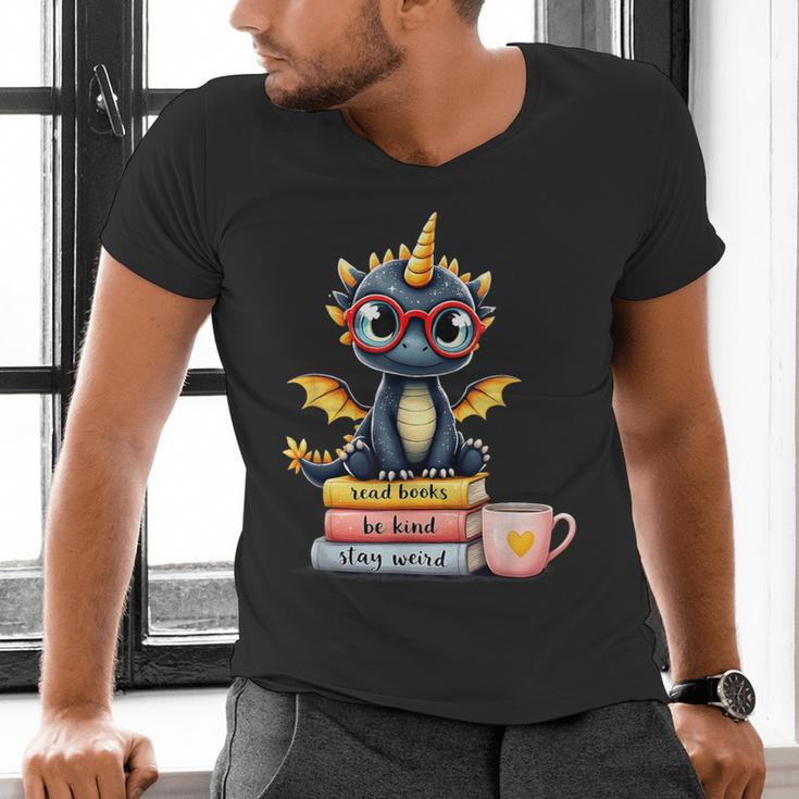 Book Lover Cute Baby Dragon Reading Men's V-Neck T-Shirt Book Lover Cute Baby Dragon Reading Men's V-Neck T-Shirt
