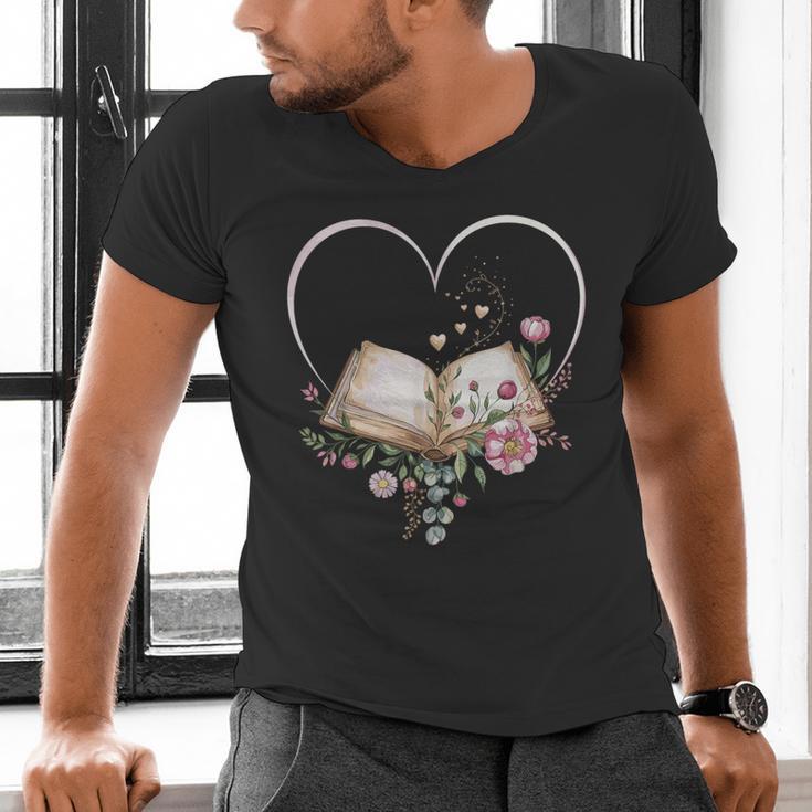 Book Lover Heart Shaped Reading Art Librarian Men's V-Neck T-Shirt