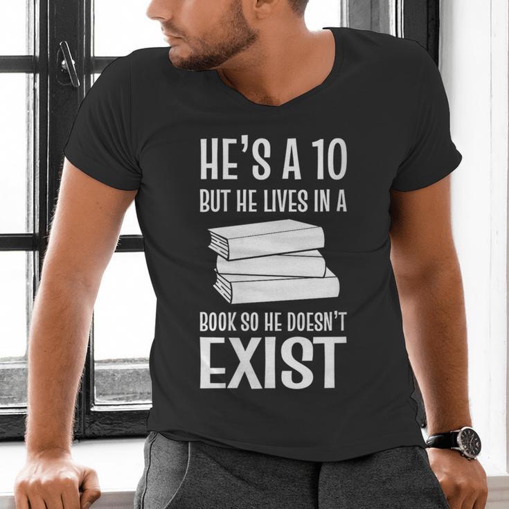 Book Lover Quotes Book Enthusiast Men's V-Neck T-Shirt