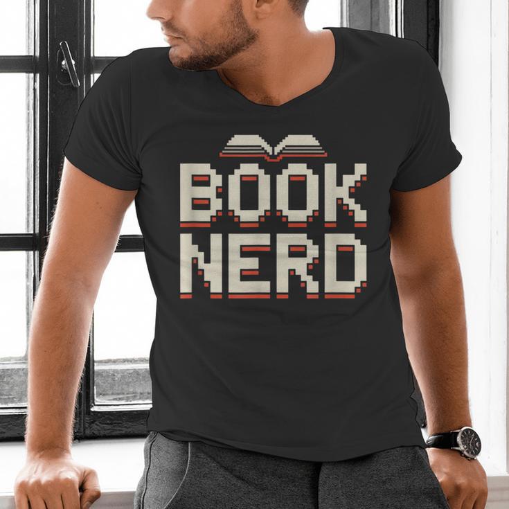 Book Nerd Retro Pixel Reading Librarian Aesthetic Men's V-Neck T-Shirt