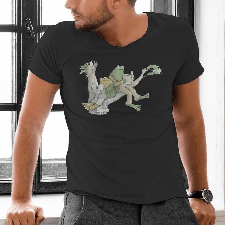 Book Shirt Frog Toad Vintage Book Frog Men's V-Neck T-Shirt