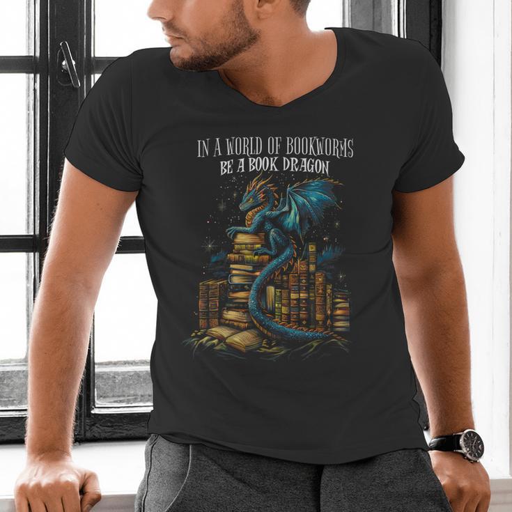 Bookish Quote In a World Of Bookworms Be a Book Dragon Men's V-Neck T-Shirt