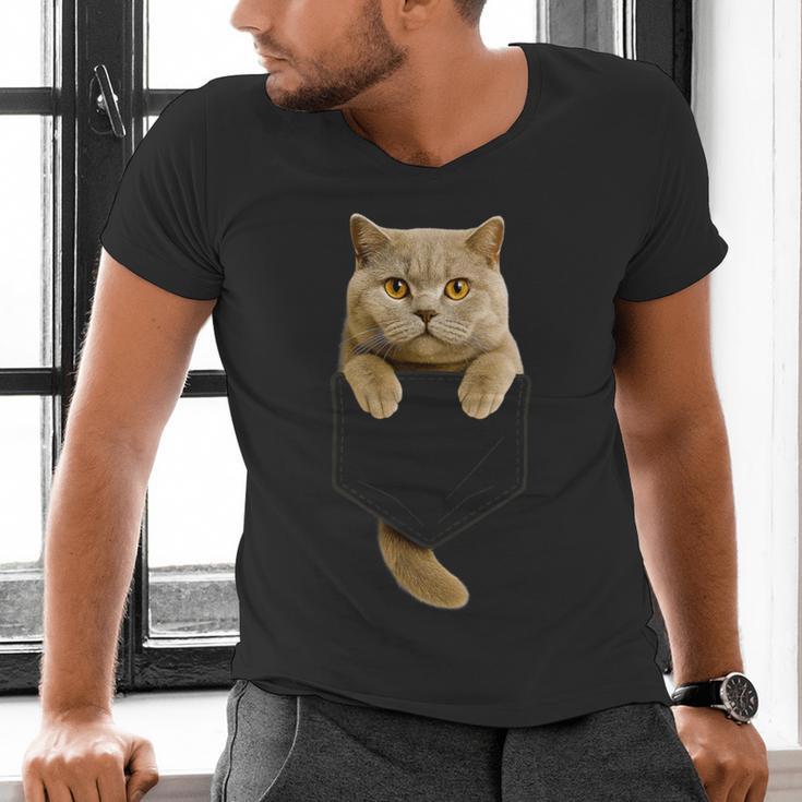 British Shorthair Cat Pocket Cat Mom Cat Dad Cat Lover Men's V-Neck T-Shirt