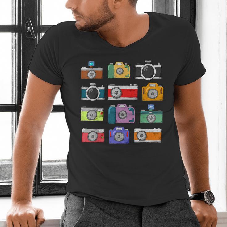Camera Hand Drawn Old Nostalgia Retro Lens Styles Men's V-Neck T-Shirt