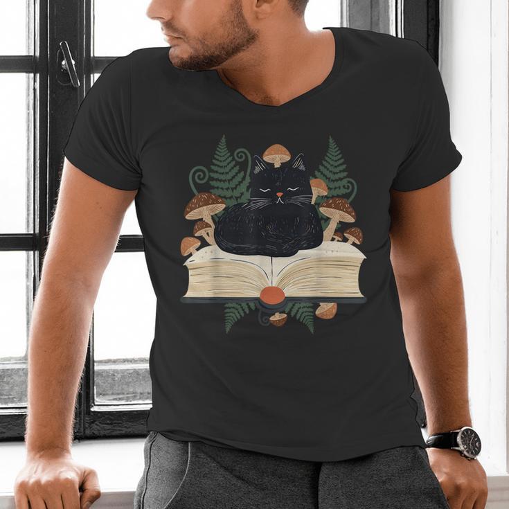 Cat On Open Book Mushrooms Ferns Dark Academia Men's V-Neck T-Shirt