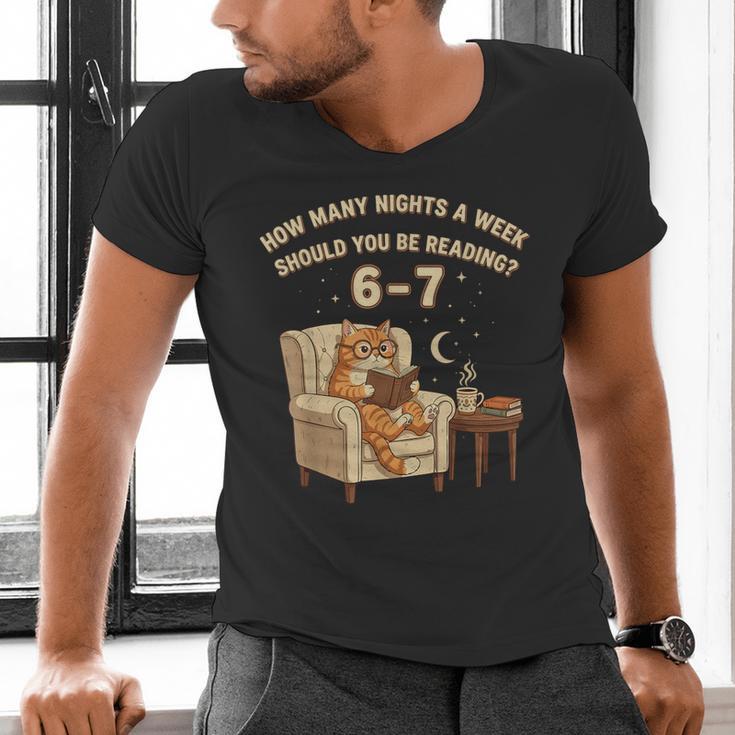 Cat Reading 6-7 Meme English Teacher Book Lover Humor Men's V-Neck T-Shirt