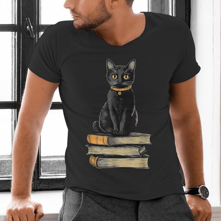 Cat Sitting On Books Men's V-Neck T-Shirt Cat Sitting On Books Men's V-Neck T-Shirt