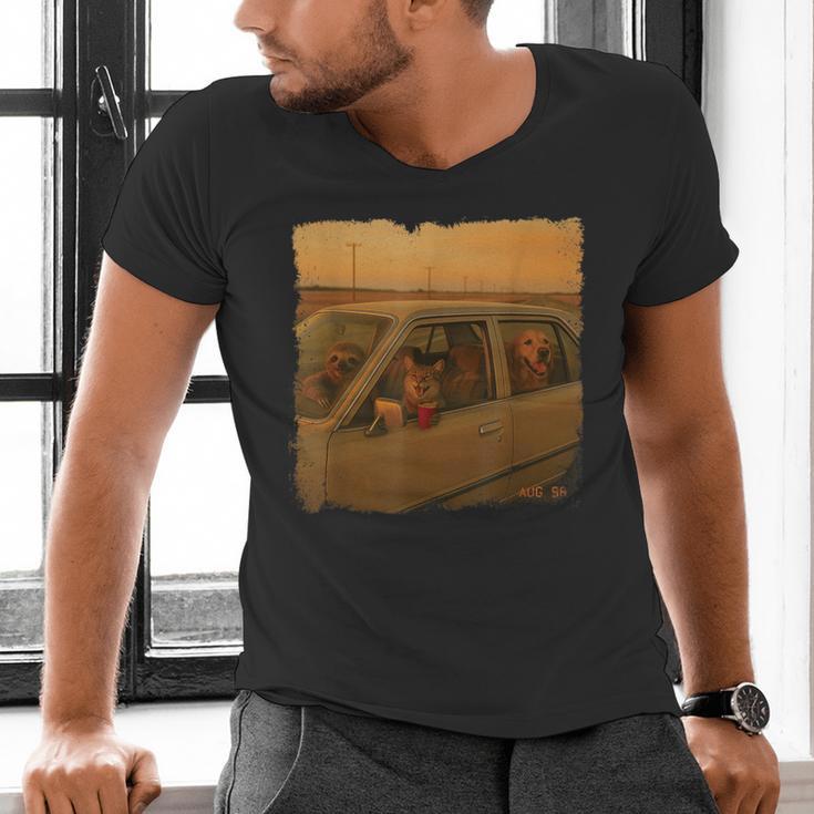 Cat Sloth Dog Retro Nostalgia Roadtrip Photo Men's V-Neck T-Shirt