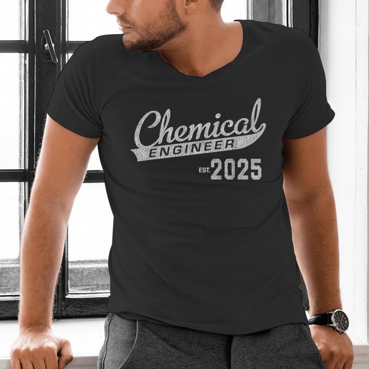 Chemical Engineer Graduation 2025 Chemical Engineering Men's V-Neck T-Shirt