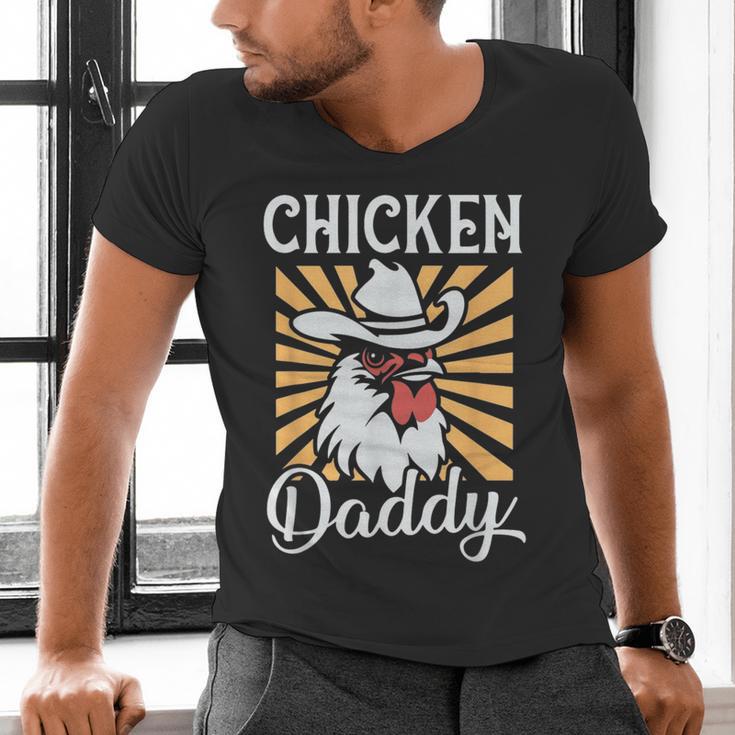 Chicken Daddy Vintage Poultry Farmer Fathers Day Men's V-Neck T-Shirt