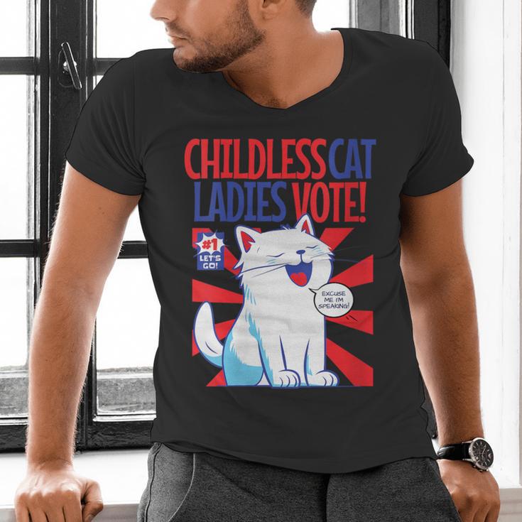 Childless Cat Ladies Vote Kamala Harris Cute Comic Book Cat Men's V-Neck T-Shirt