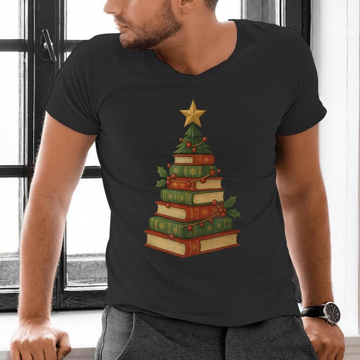 Christmas Book Tree Bookshelf Holiday For Readers Librarians Men's V-Neck T-Shirt