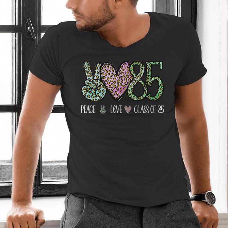 Class Of 1985 Shirt Leopard Senior Graduation Class Reunion Men's V-Neck T-Shirt
