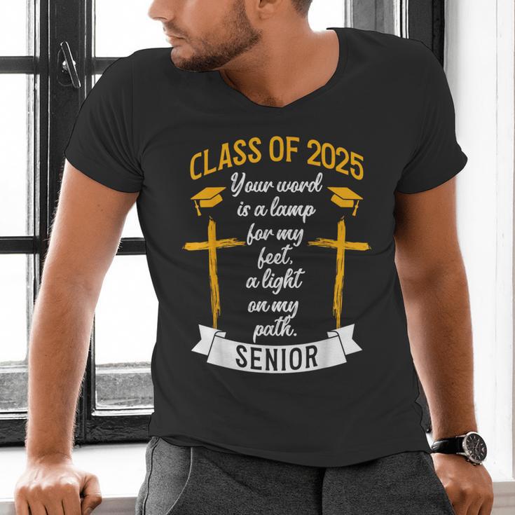 Class Of 2025 Senior Graduation Cross Quote Faith In God Men's V-Neck T-Shirt