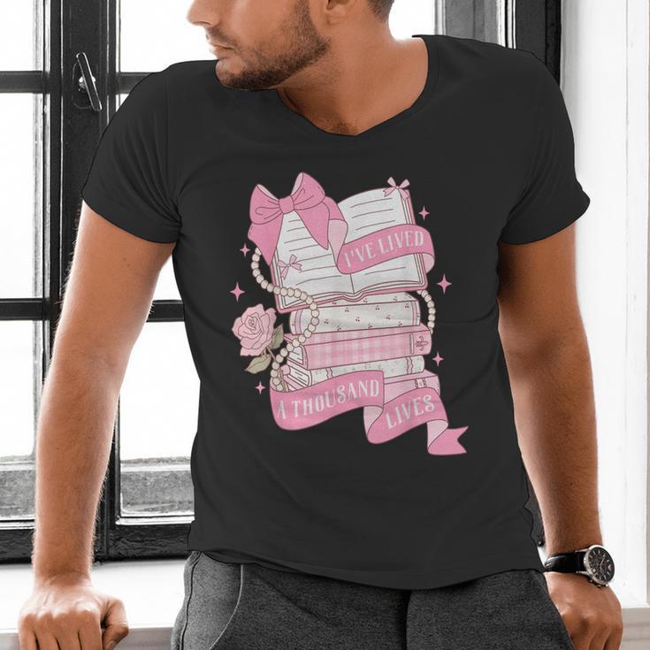 Coquette Reading Book Lover Pink Bow Bookish Mom & Daughter Men's V-Neck T-Shirt Coquette Reading Book Lover Pink Bow Bookish Mom & Daughter Men's V-Neck T-Shirt