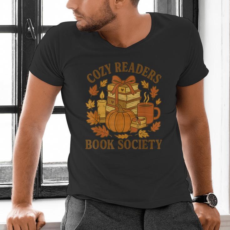 Cozy Readers Book Society Vintage Fall Books & Pumpkin Men's V-Neck T-Shirt