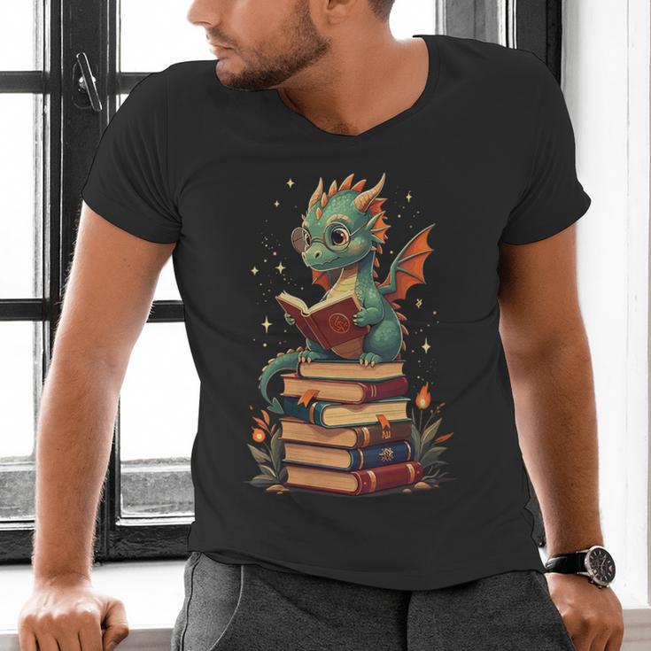Cute Dragon Reading Book Bookworm Dragons And Books Men's V-Neck T-Shirt