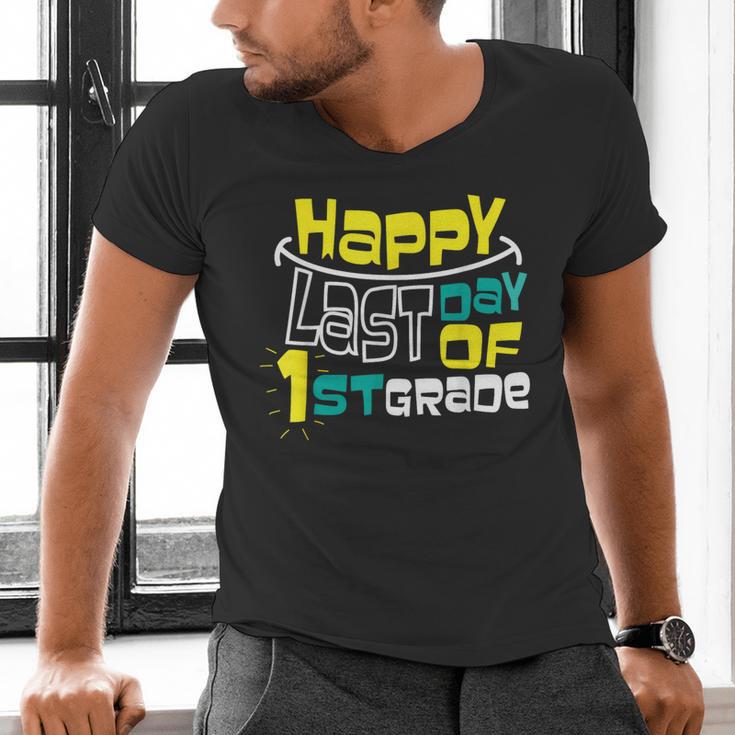 Cute Happy Last Day Of 1st Grade Shirt Kids Graduation Men's V-Neck T-Shirt