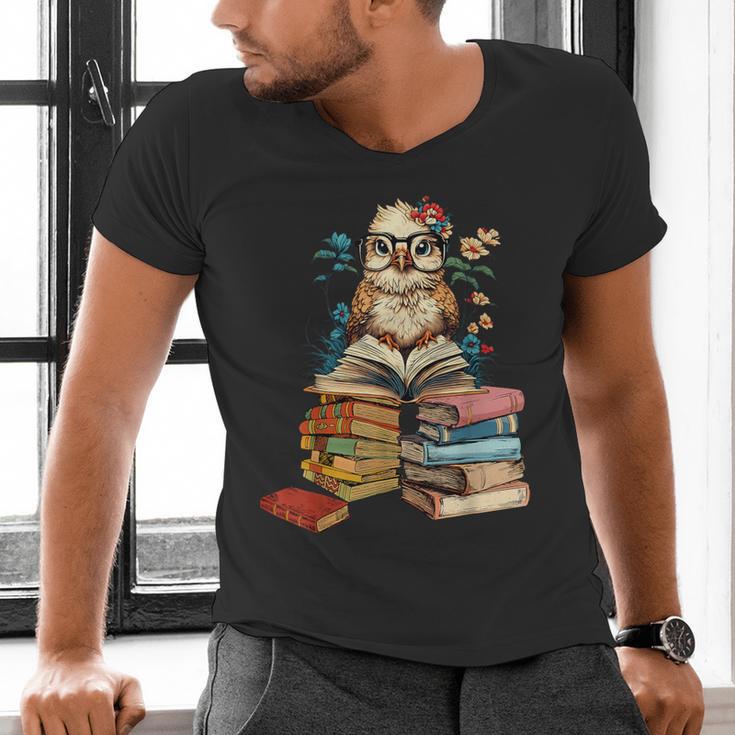 Cute Reading Chicken With Glasses Books Bookworm Reader Book Men's V-Neck T-Shirt Cute Reading Chicken With Glasses Books Bookworm Reader Book Men's V-Neck T-Shirt