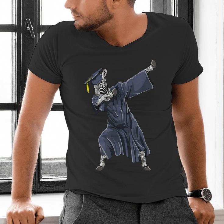 Dabbing Graduate Zebra Team Mascot Graduation Senior Shirt Men's V-Neck T-Shirt
