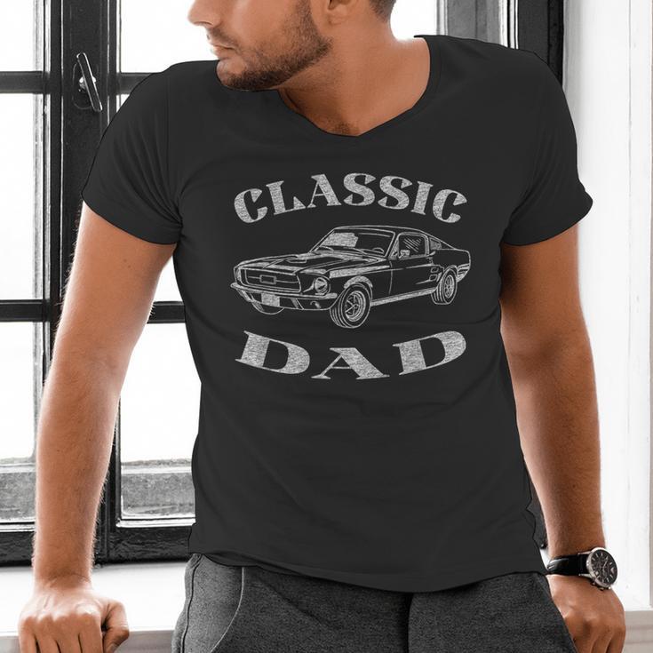 Dad Classic Car Graphic Men's V-Neck T-Shirt