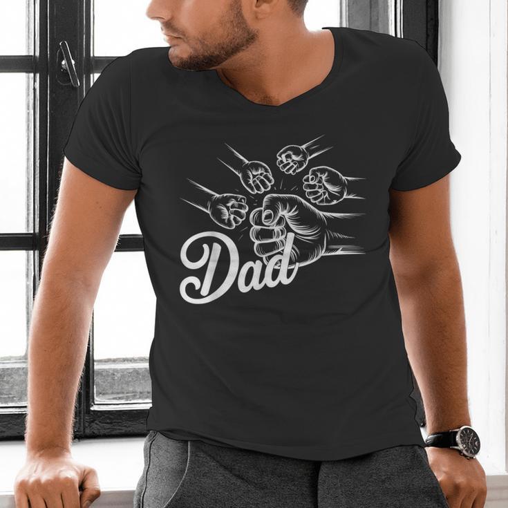 Dad Of Four Toddler Kids Fathers Day Fist Bump Family Men's V-Neck T-Shirt