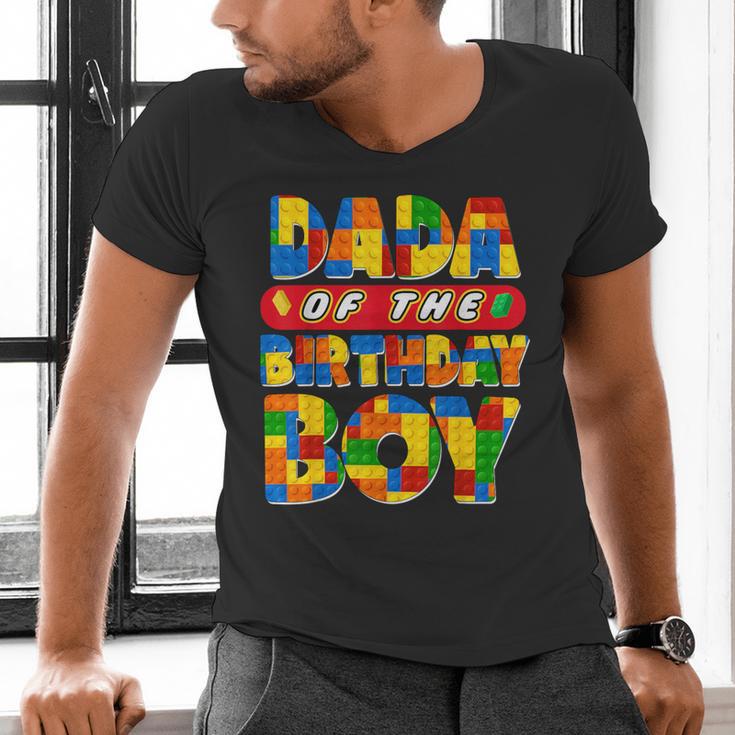 Dad And Mom Dada Birthday Boy Building Bricks Family Party Men's V-Neck T-Shirt