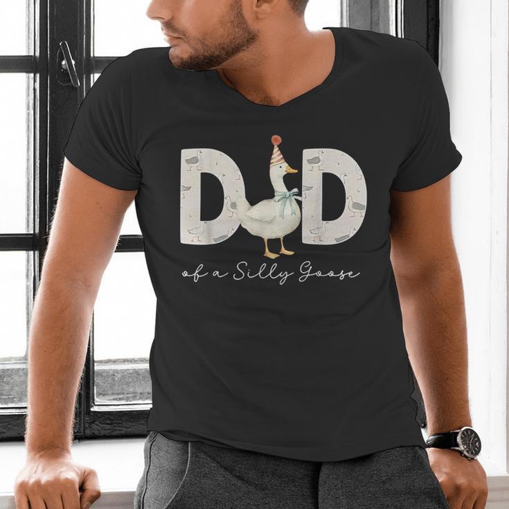 Dad Of The Silly Goose Silly Goose Birthday Matching Family Men's V-Neck T-Shirt