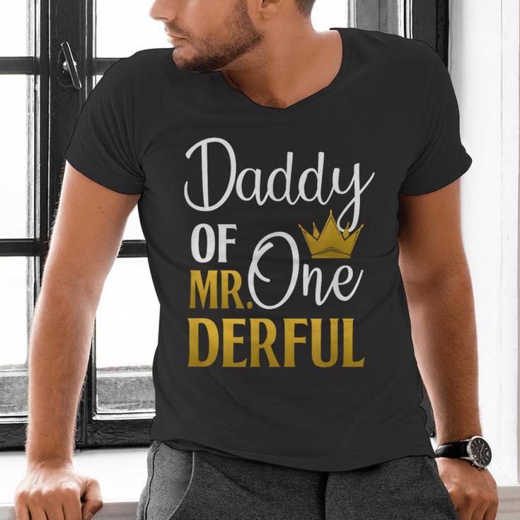 Daddy Of Mr Onederful 1st Birthday Father's Day First Daddy Men's V-Neck T-Shirt