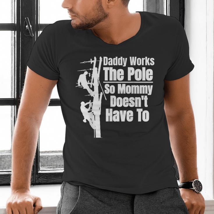 Dads Electrical Lineman Gear Husband & Lineman Wife Men's V-Neck T-Shirt
