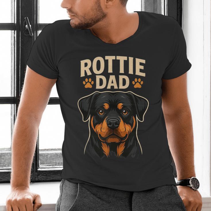 Dog Owner Dad Rottweiler Rottie Dad Men's V-Neck T-Shirt