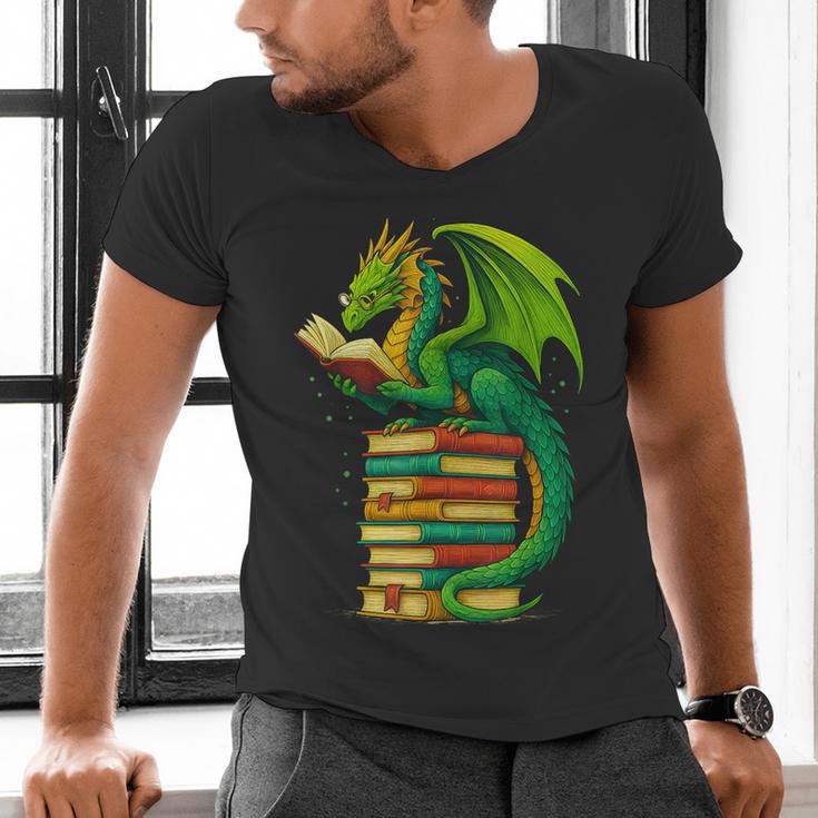 Dragon Reading Books Matching Bookworm Readers Librarian Men's V-Neck T-Shirt