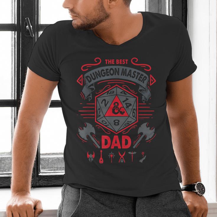 Dungeons & Dragons The Best Dungeon Master Dad Die Logo Men's V-Neck T-Shirt Dungeons & Dragons The Best Dungeon Master Dad Die Logo Men's V-Neck T-Shirt