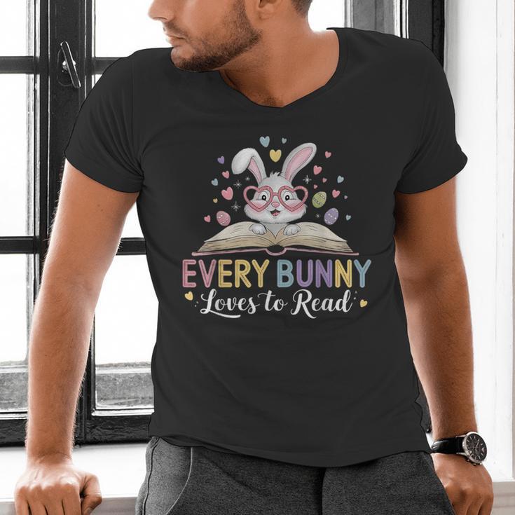 Every Bunny Loves To Read Book Lover Bookworm Rabbit Easter Men's V-Neck T-Shirt