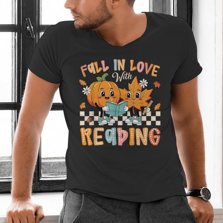 Fall In Love With Reading Thanksgiving Pumpkin Book Lover Men's V-Neck T-Shirt Fall In Love With Reading Thanksgiving Pumpkin Book Lover Men's V-Neck T-Shirt