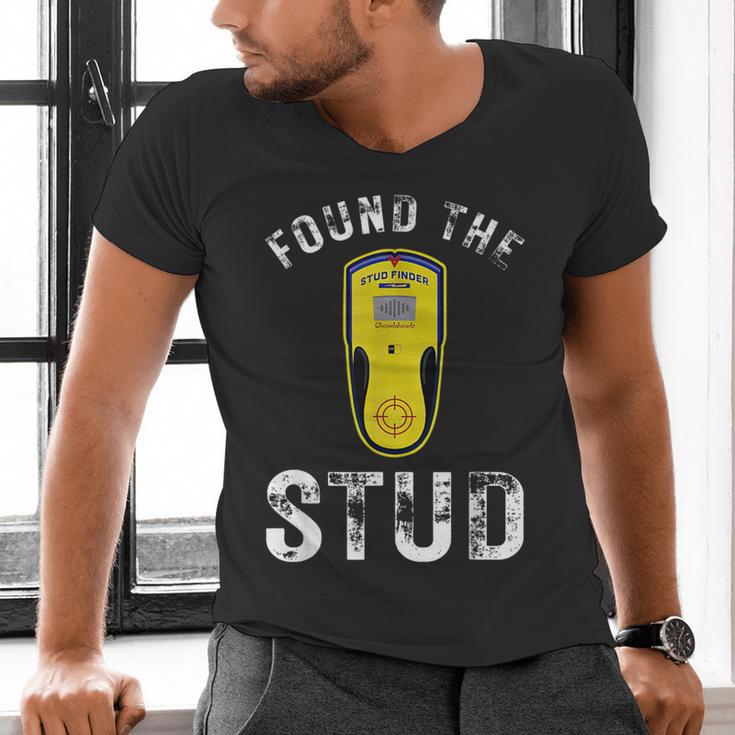 Found The Stud Dad Joke Handy Tools Stud Finder Men's V-Neck T-Shirt Found The Stud Dad Joke Handy Tools Stud Finder Men's V-Neck T-Shirt