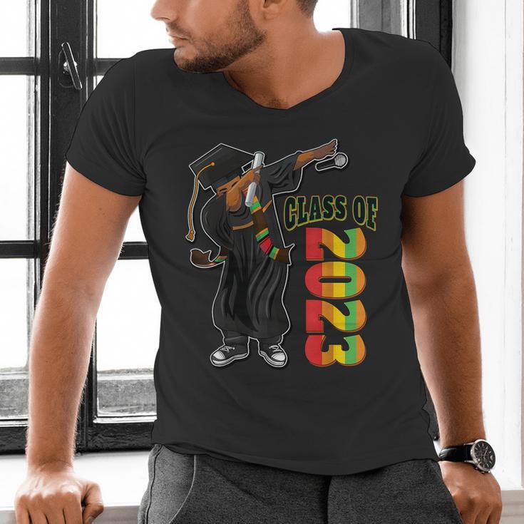Grads Senior Class Of 2023 Graduation Decoration Stole Men's V-Neck T-Shirt