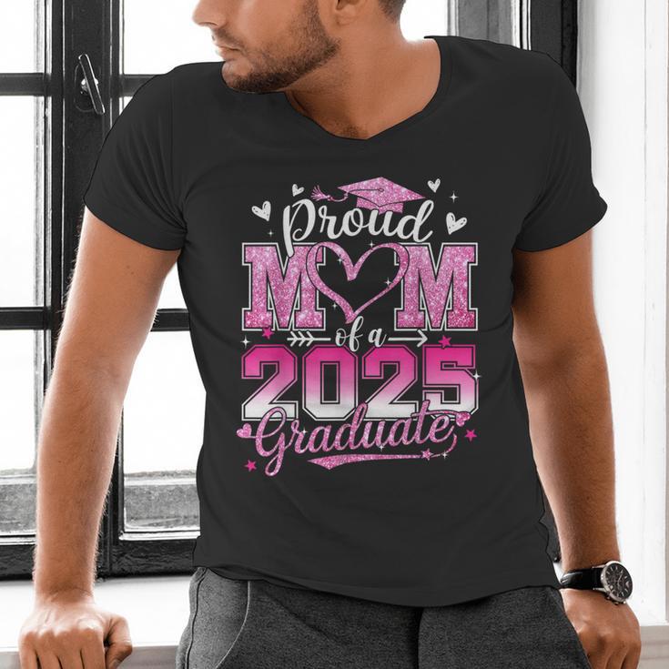 Graduation 2025 Proud Mom Of 2025 Graduate Floral Women Men's V-Neck T-Shirt